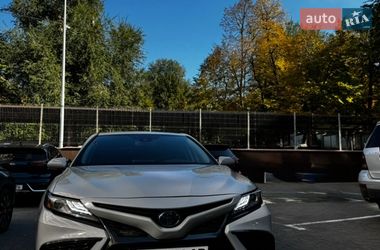 Седан Toyota Camry 2022 в Одессе