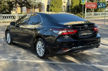 Седан Toyota Camry 2024 в Киеве