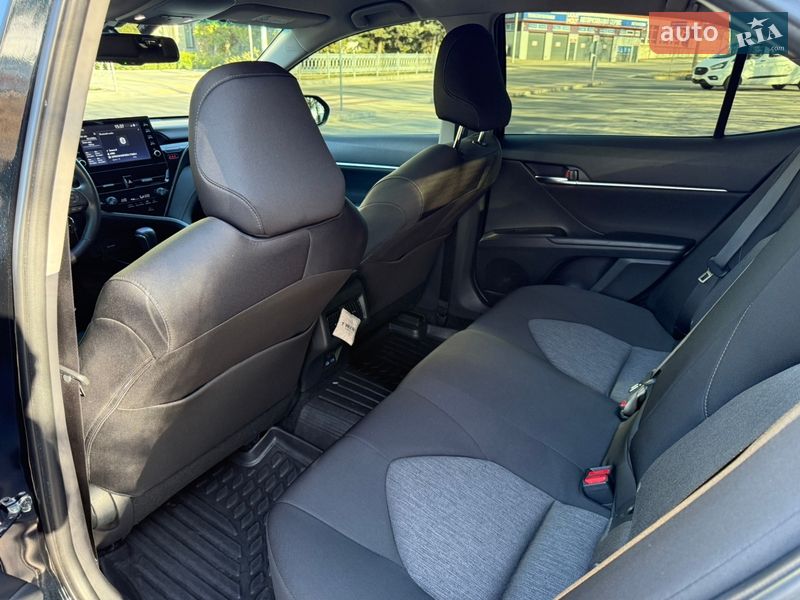 Седан Toyota Camry 2024 в Киеве