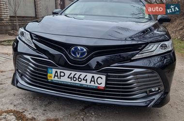 Седан Toyota Camry 2020 в Запорожье