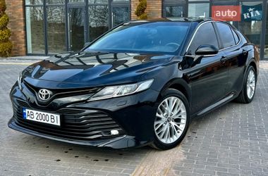 Седан Toyota Camry 2018 в Виннице