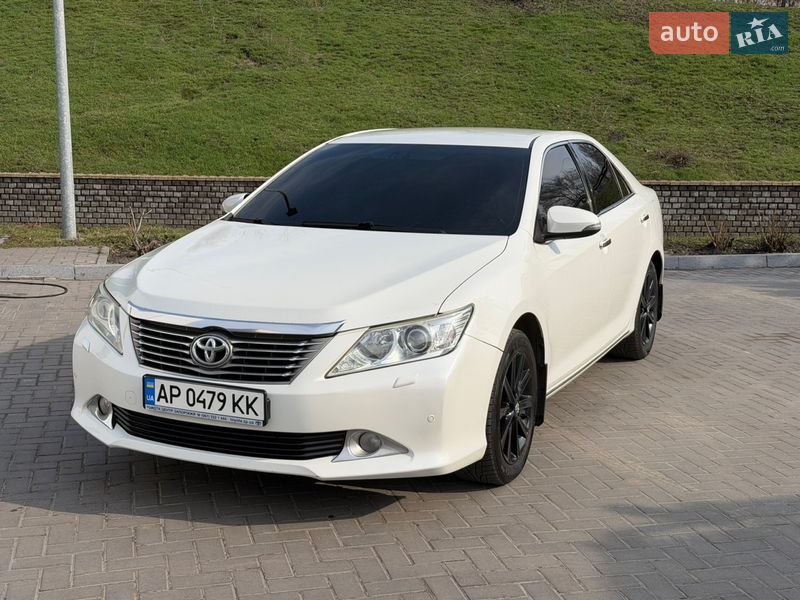 Toyota Camry 2012
