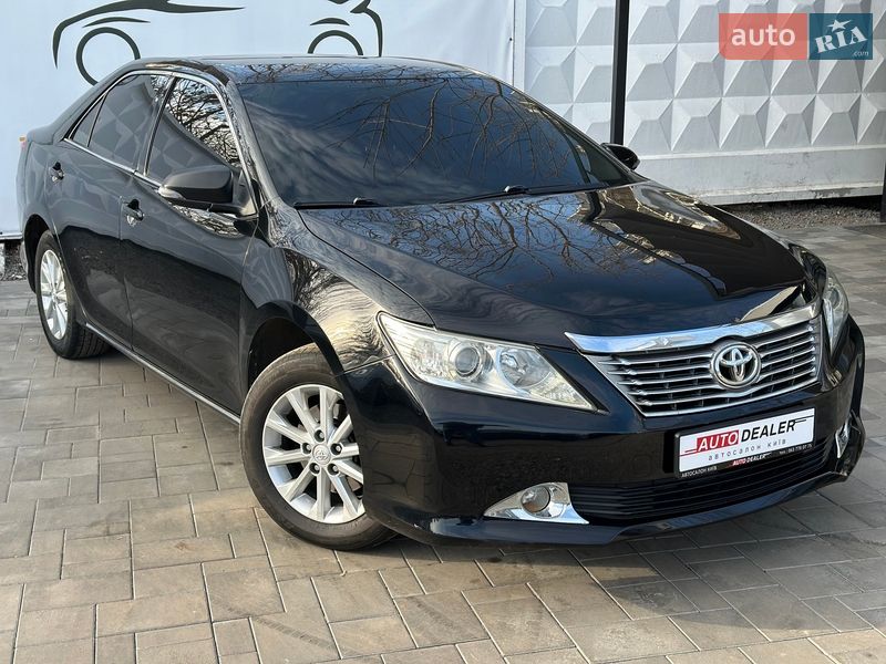 Toyota Camry 2012