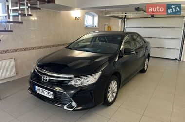 Седан Toyota Camry 2017 в Виннице
