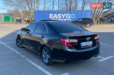 Седан Toyota Camry 2012 в Киеве