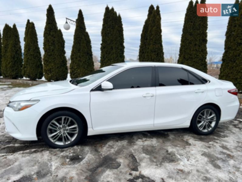 Toyota Camry 2015