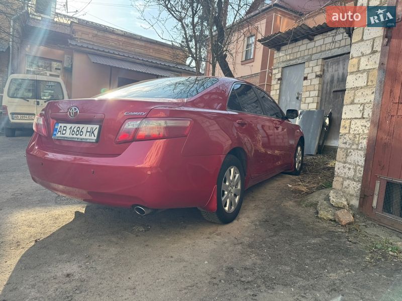 Седан Toyota Camry 2008 в Виннице