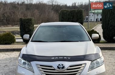 Седан Toyota Camry 2008 в Днепре