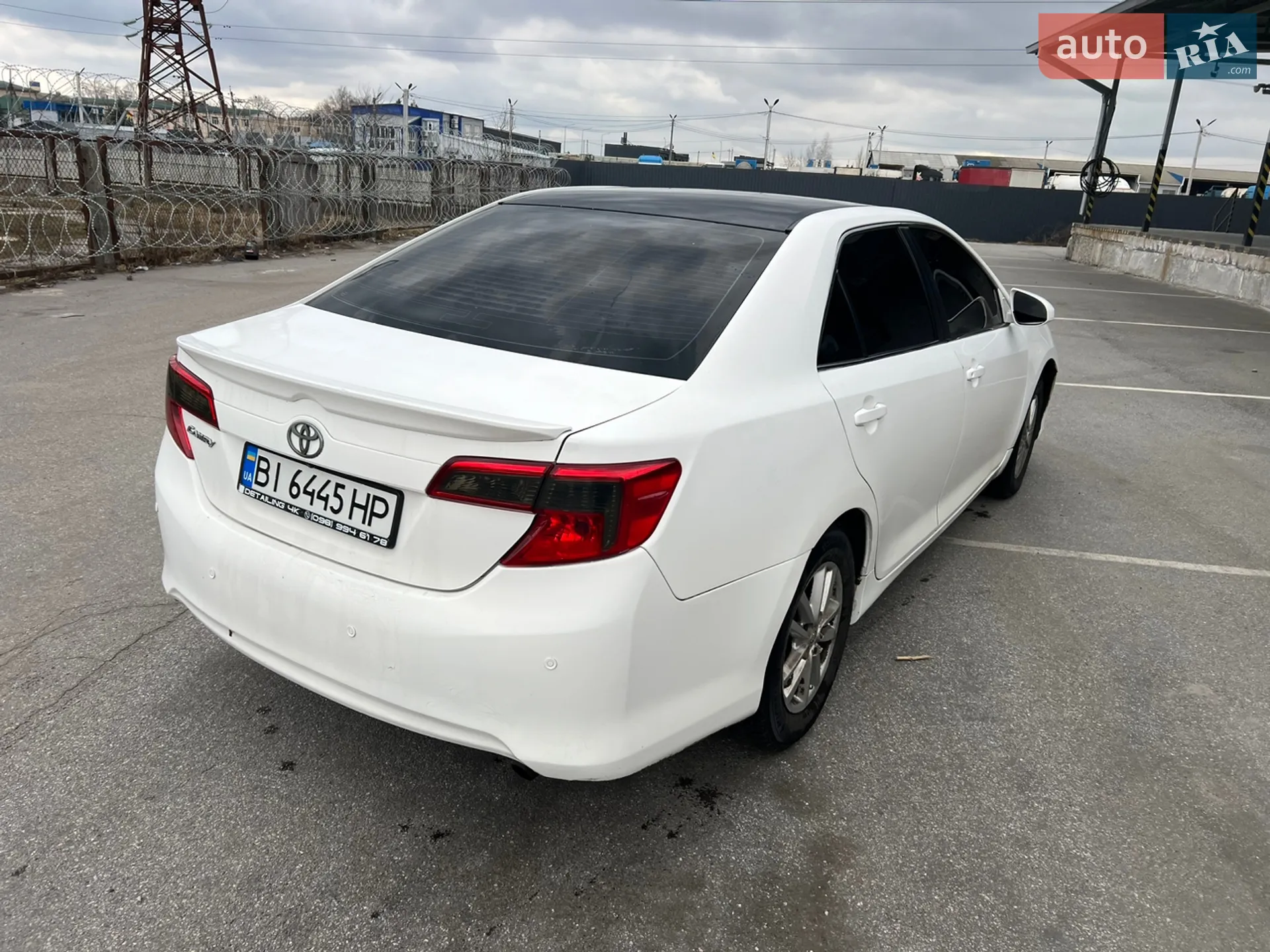 2014 Toyota Camry - мініатюра 4