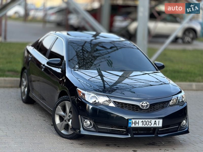 Toyota Camry 2012