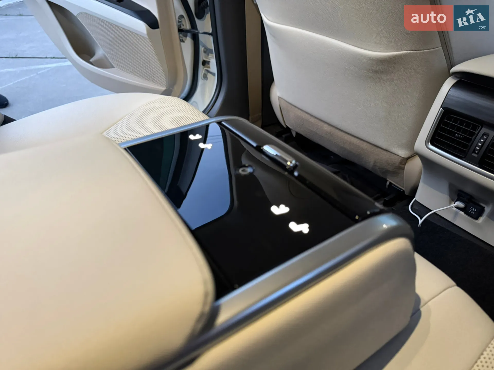 2021 Toyota Camry - мініатюра 10