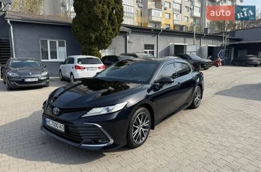 Седан Toyota Camry 2022 в Львове