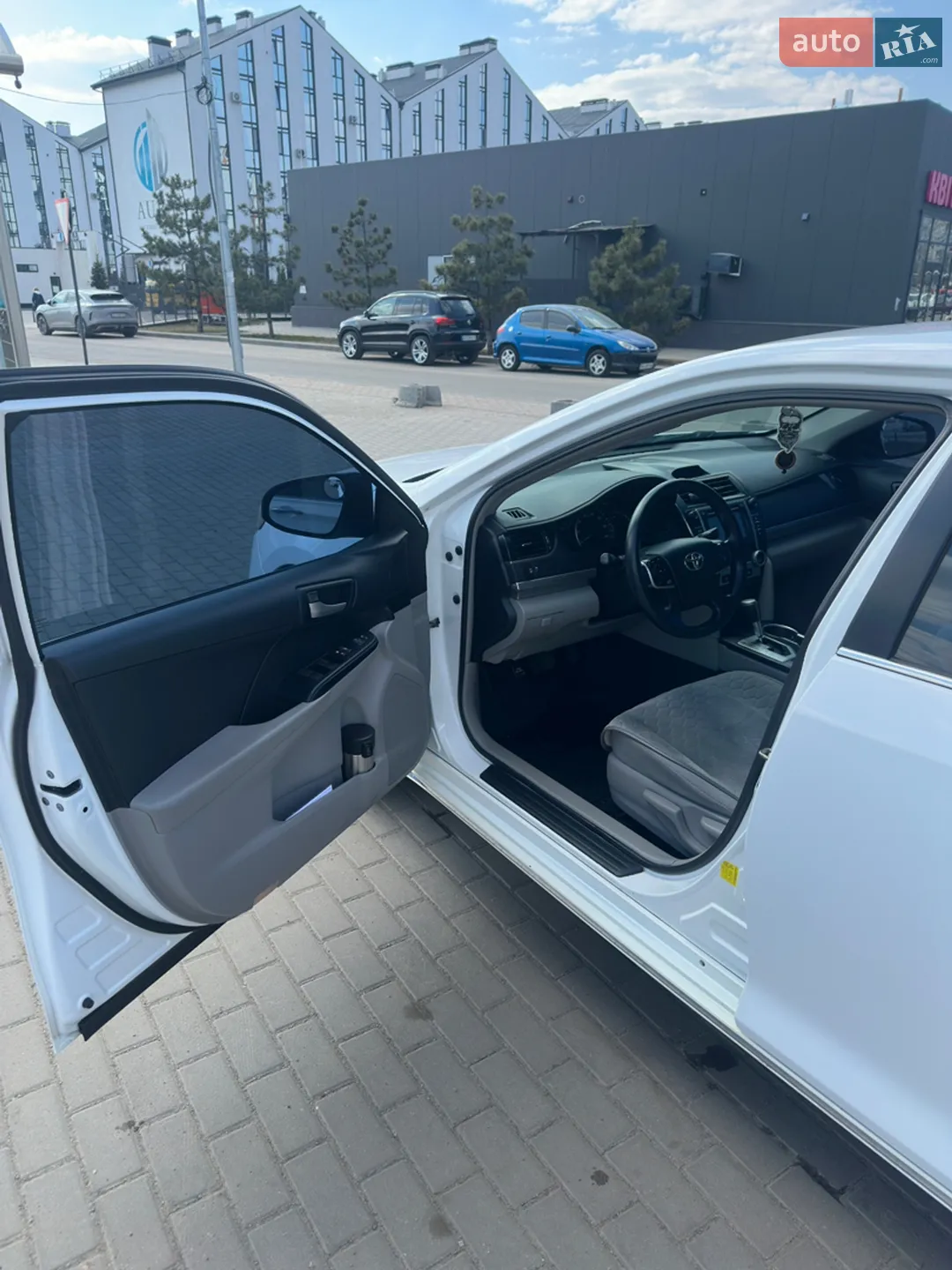 2013 Toyota Camry - мініатюра 9