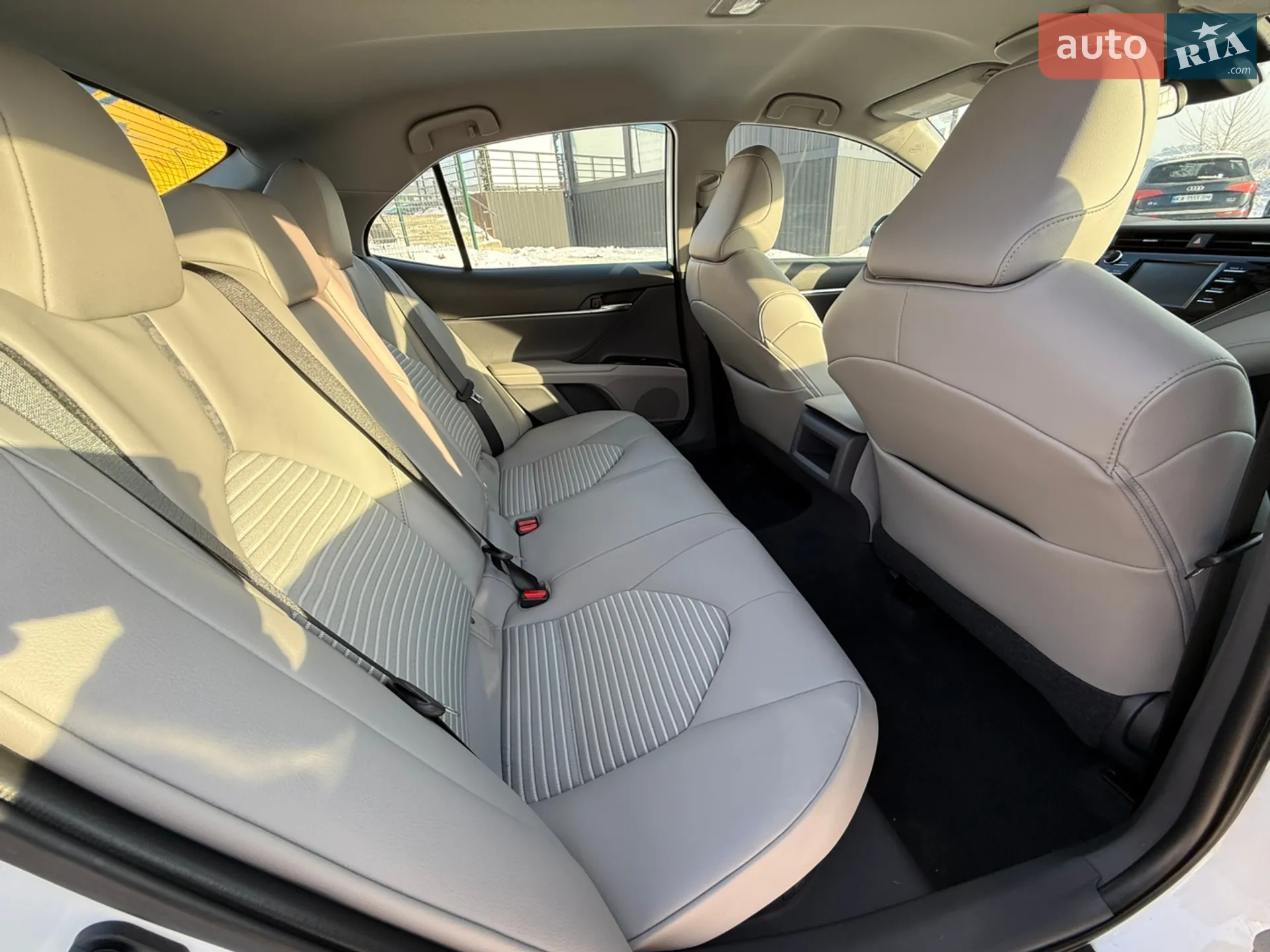 2020 Toyota Camry - мініатюра 47