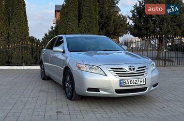 Седан Toyota Camry 2008 в Кропивницком