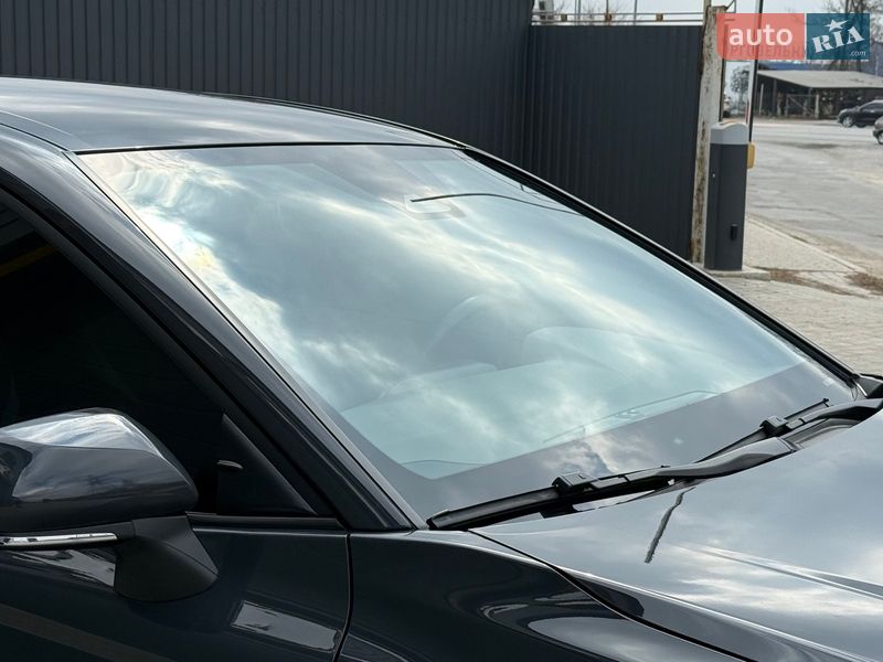 Седан Toyota Camry 2024 в Виннице