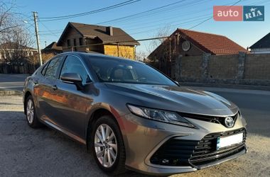 Седан Toyota Camry 2023 в Днепре