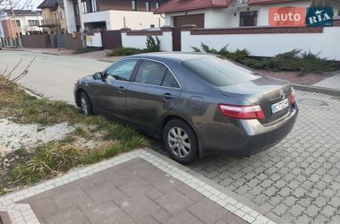 Седан Toyota Camry 2010 в Львове