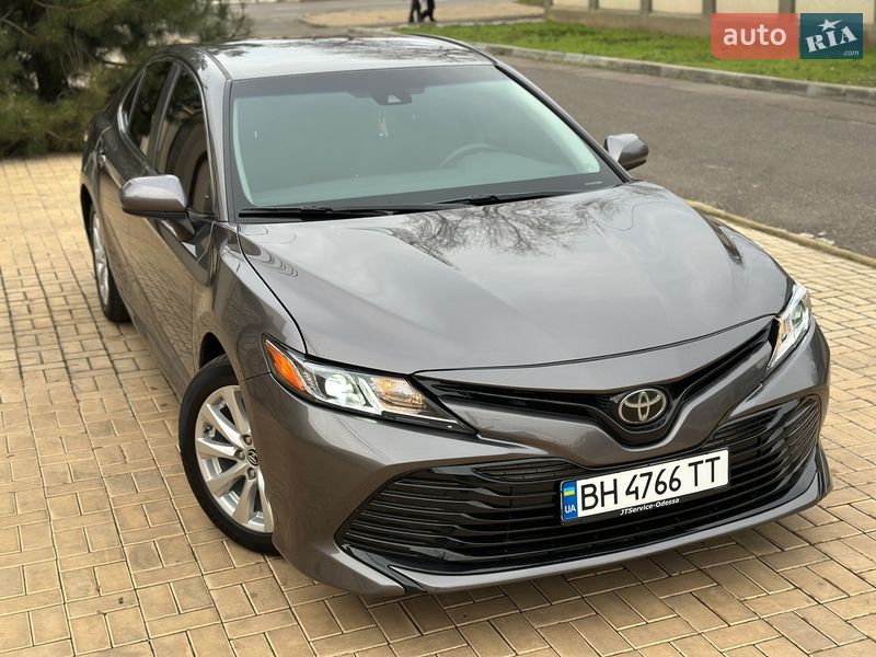 Toyota Camry 2017