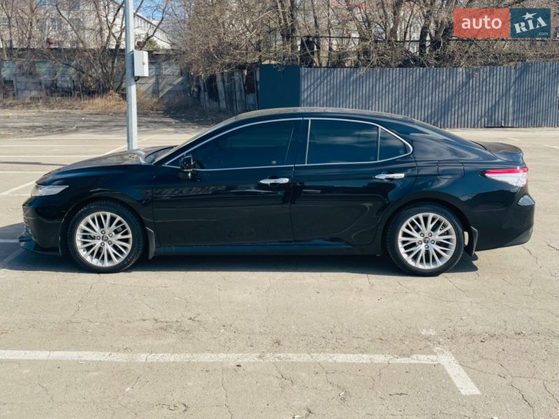 Седан Toyota Camry 2018 в Киеве фото 4 Седан Toyota Camry 2018 в Киеве