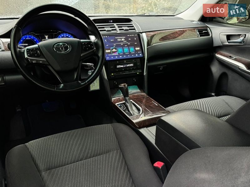 Седан Toyota Camry 2016 в Одессе