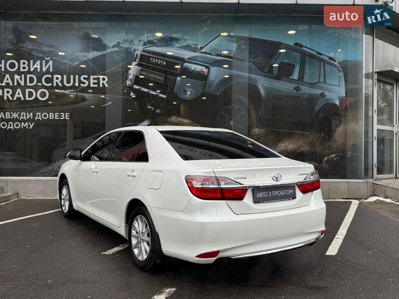 Седан Toyota Camry 2016 в Одессе
