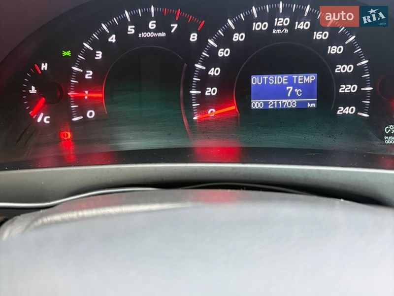 Седан Toyota Camry 2008 в Киеве