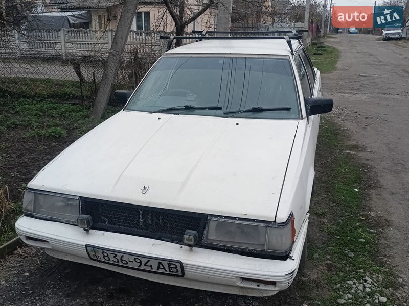 Седан Toyota Camry 1988 в Виннице