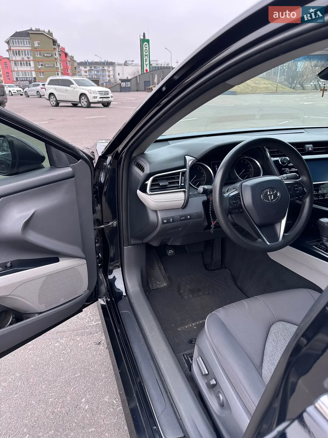 2018 Toyota Camry - мініатюра 21