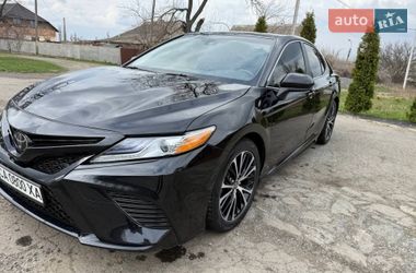 Седан Toyota Camry 2020 в Звенигородке