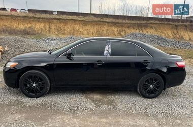 Седан Toyota Camry 2006 в Виннице