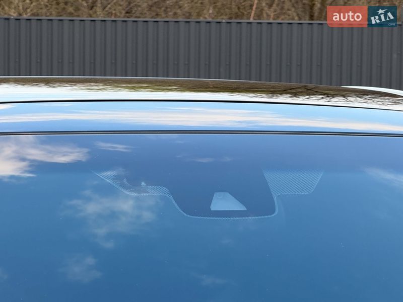 Седан Toyota Camry 2019 в Луцьку