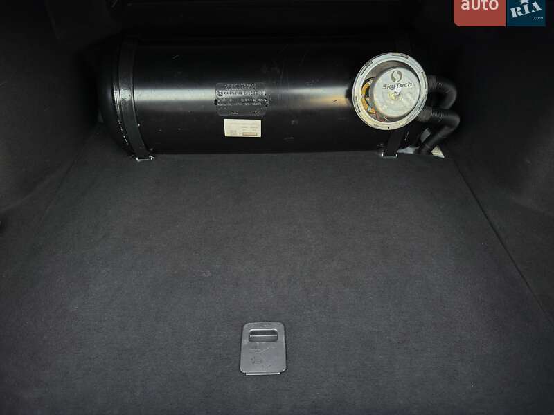 Седан Toyota Camry 2019 в Луцьку