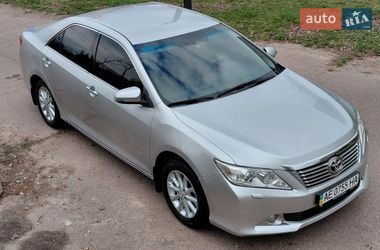Седан Toyota Camry 2012 в Дніпрі