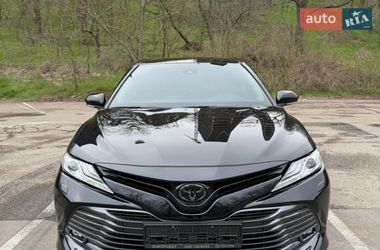 Седан Toyota Camry 2018 в Одессе