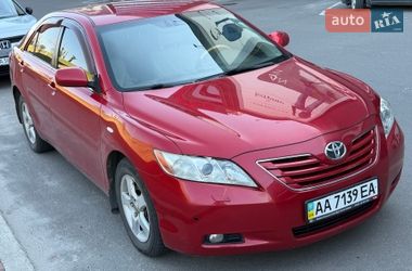 Седан Toyota Camry 2007 в Києві