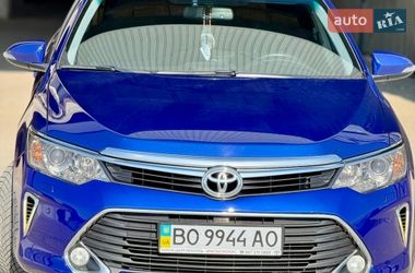 Седан Toyota Camry 2016 в Тернополі