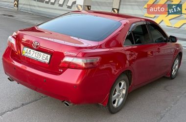 Седан Toyota Camry 2007 в Киеве