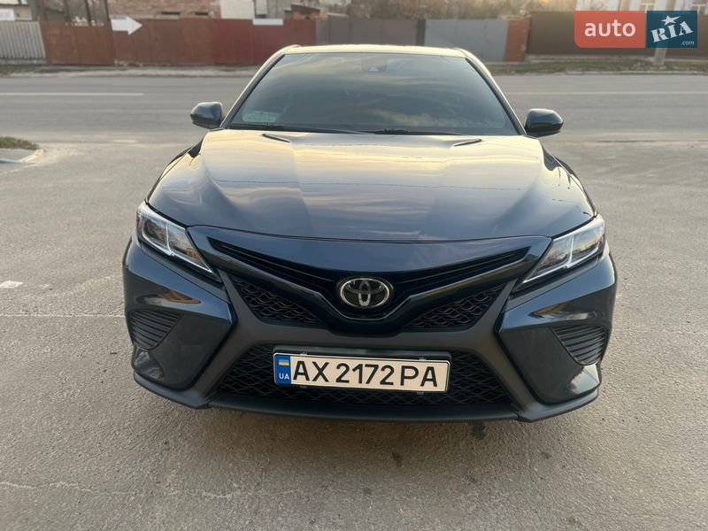 Седан Toyota Camry 2020 в Харькове фото 3 Седан Toyota Camry 2020 в Харькове