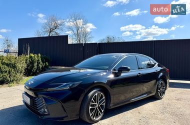 Седан Toyota Camry 2025 в Гайсину