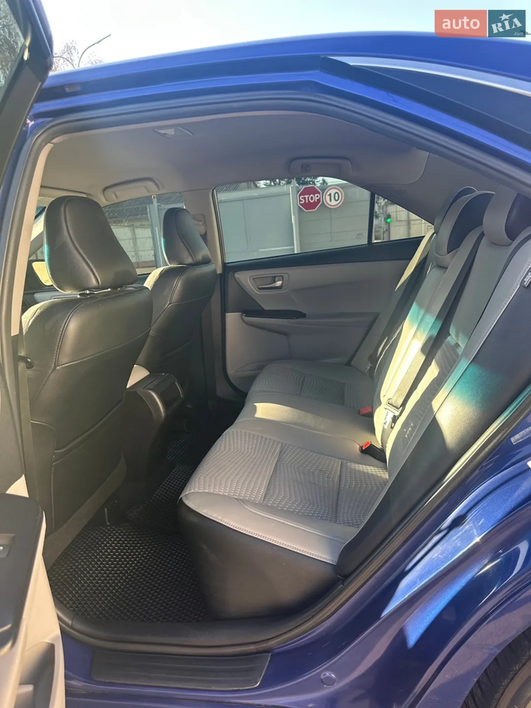 2015 Toyota Camry - мініатюра 25