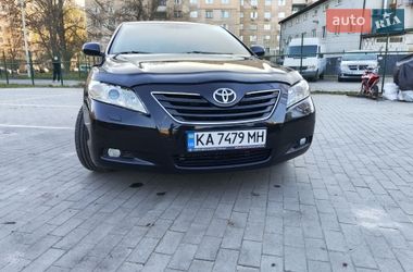 Седан Toyota Camry 2008 в Киеве