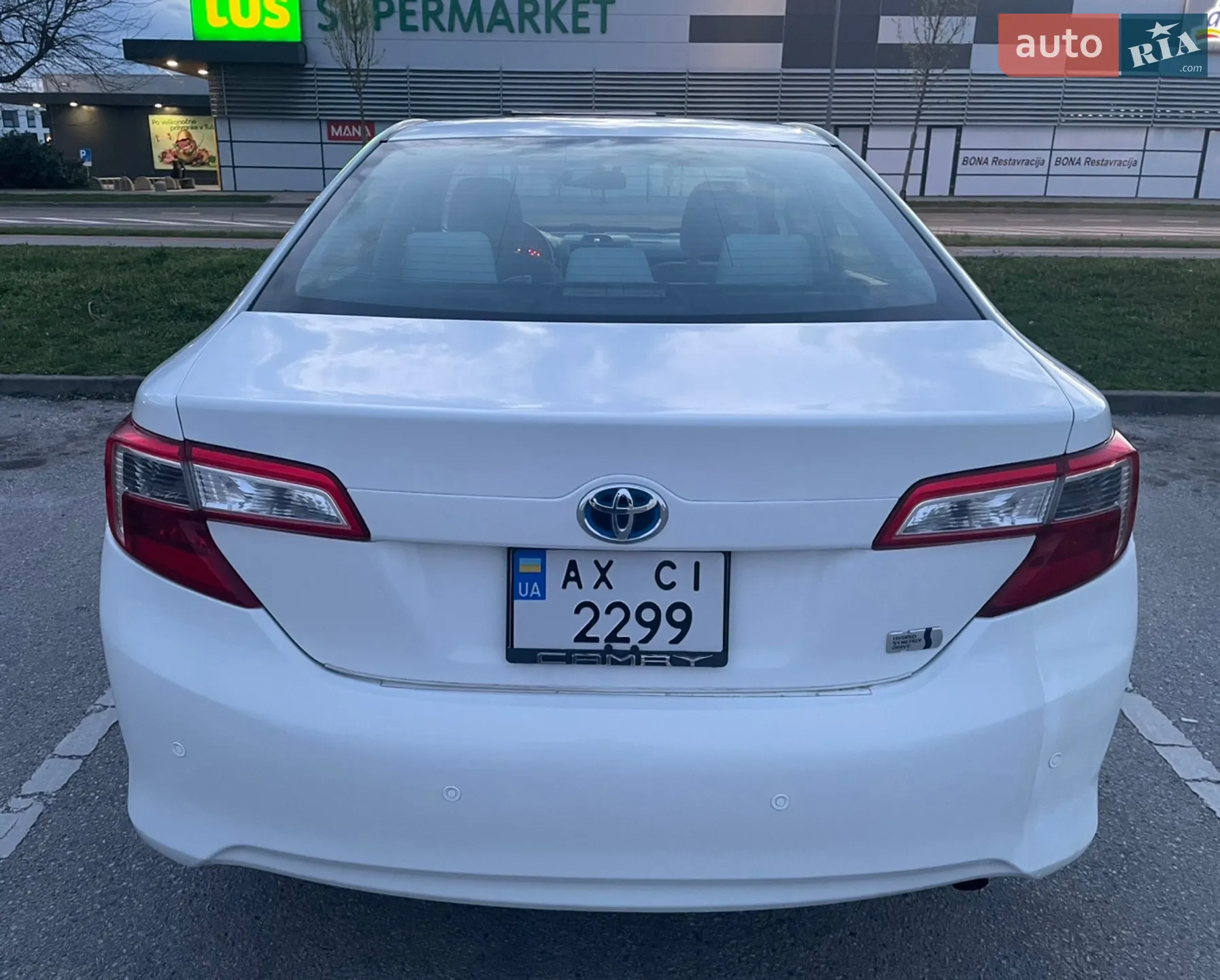 2013 Toyota Camry - мініатюра 9