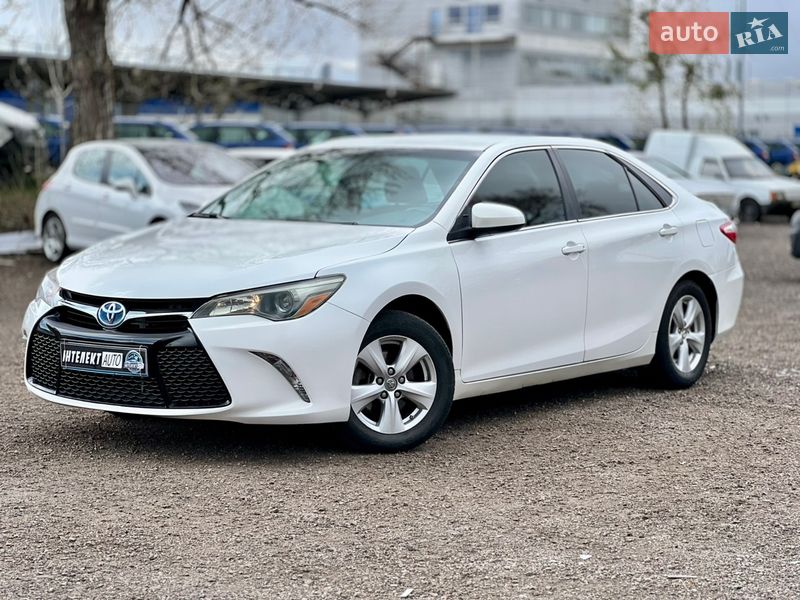 Toyota Camry 2015
