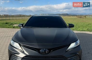 Седан Toyota Camry 2019 в Тячеве