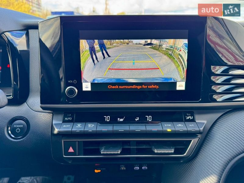 Седан Toyota Camry 2024 в Киеве