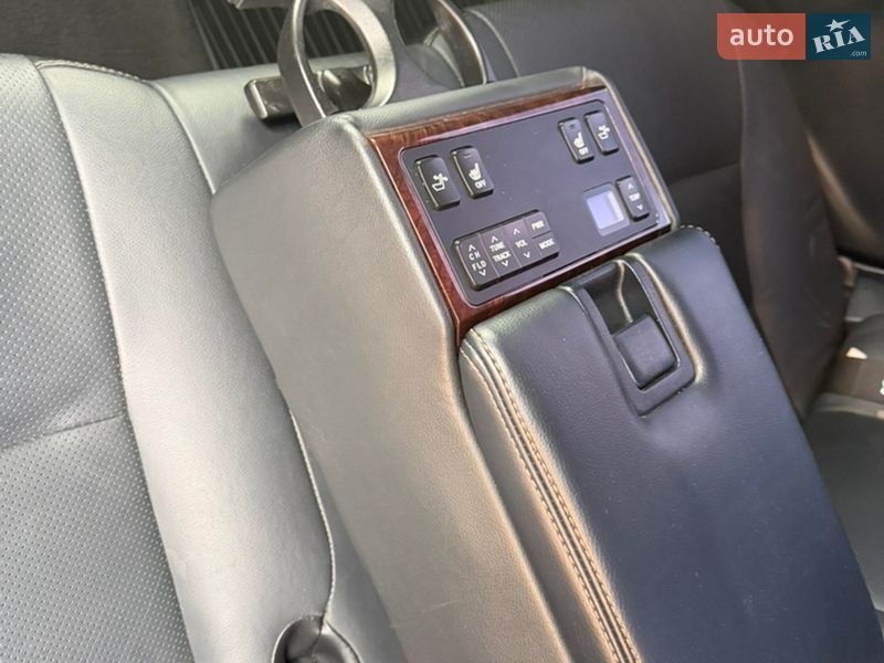 Седан Toyota Camry 2017 в Прилуках