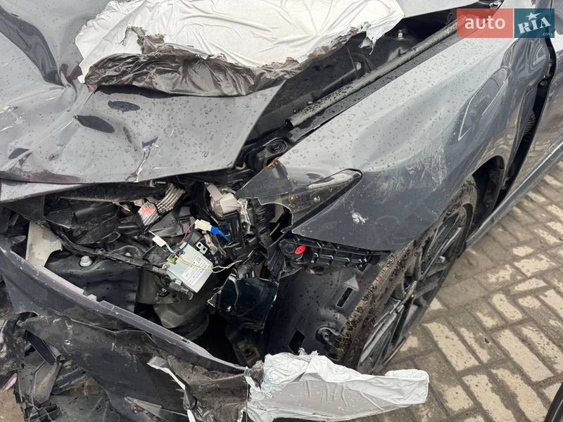 Седан Toyota Camry 2024 в Львові