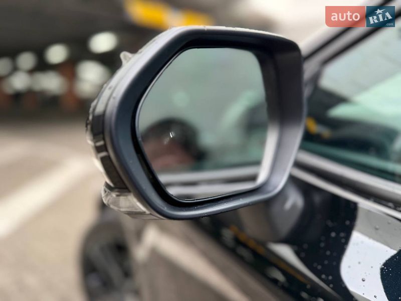 Седан Toyota Camry 2024 в Києві