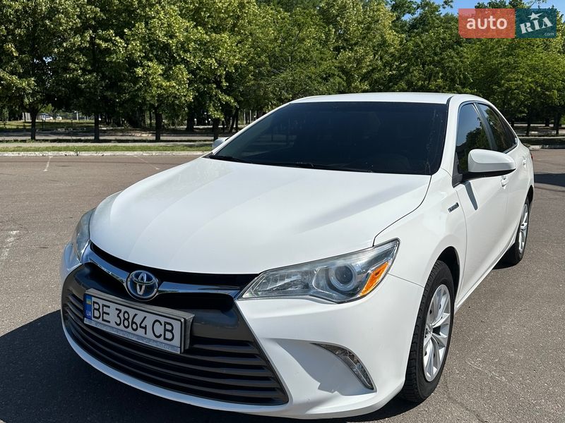 Toyota Camry 2016